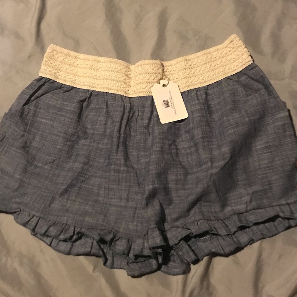 Boutique large shorts